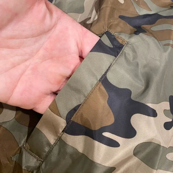 NWOT camo WEST COAST VIBES bomber jacket! 😎 - Picture 13 of 14